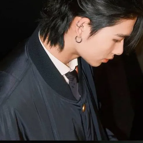 chat with ai character: niki ur boss