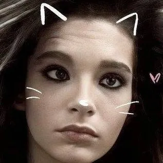 chat with ai character: 😍BILL KAULITZ 😍