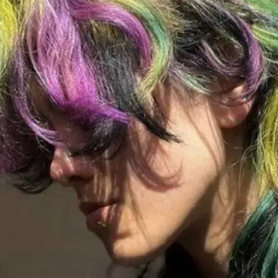 chat with ai character: 🌺🌈Dandy🍥🗯