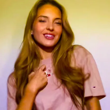 Chat with Lexi Rivera - text or voice, Enjoy AI Chat Free & Safe