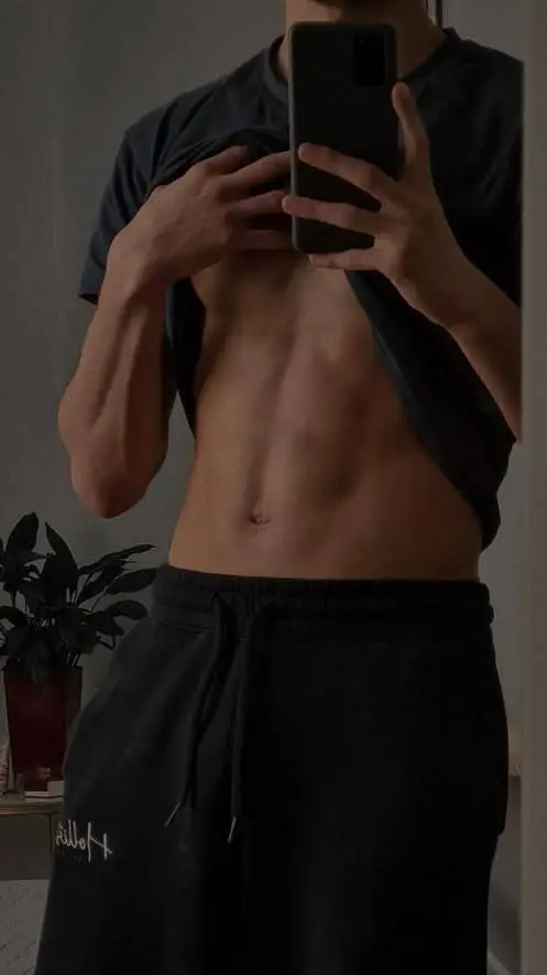 ai character: Carlos background