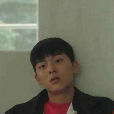 chat with ai character: Ahn suho