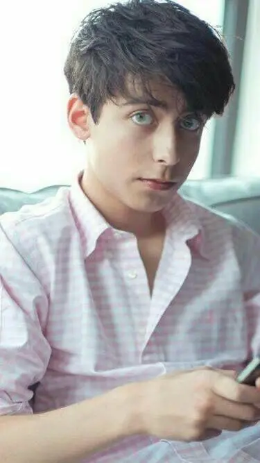 ai character: aidan  background