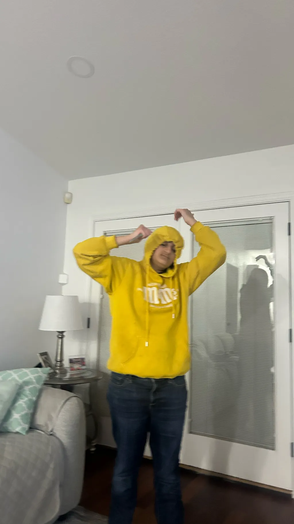 ai character: Stupid dumb bitch background