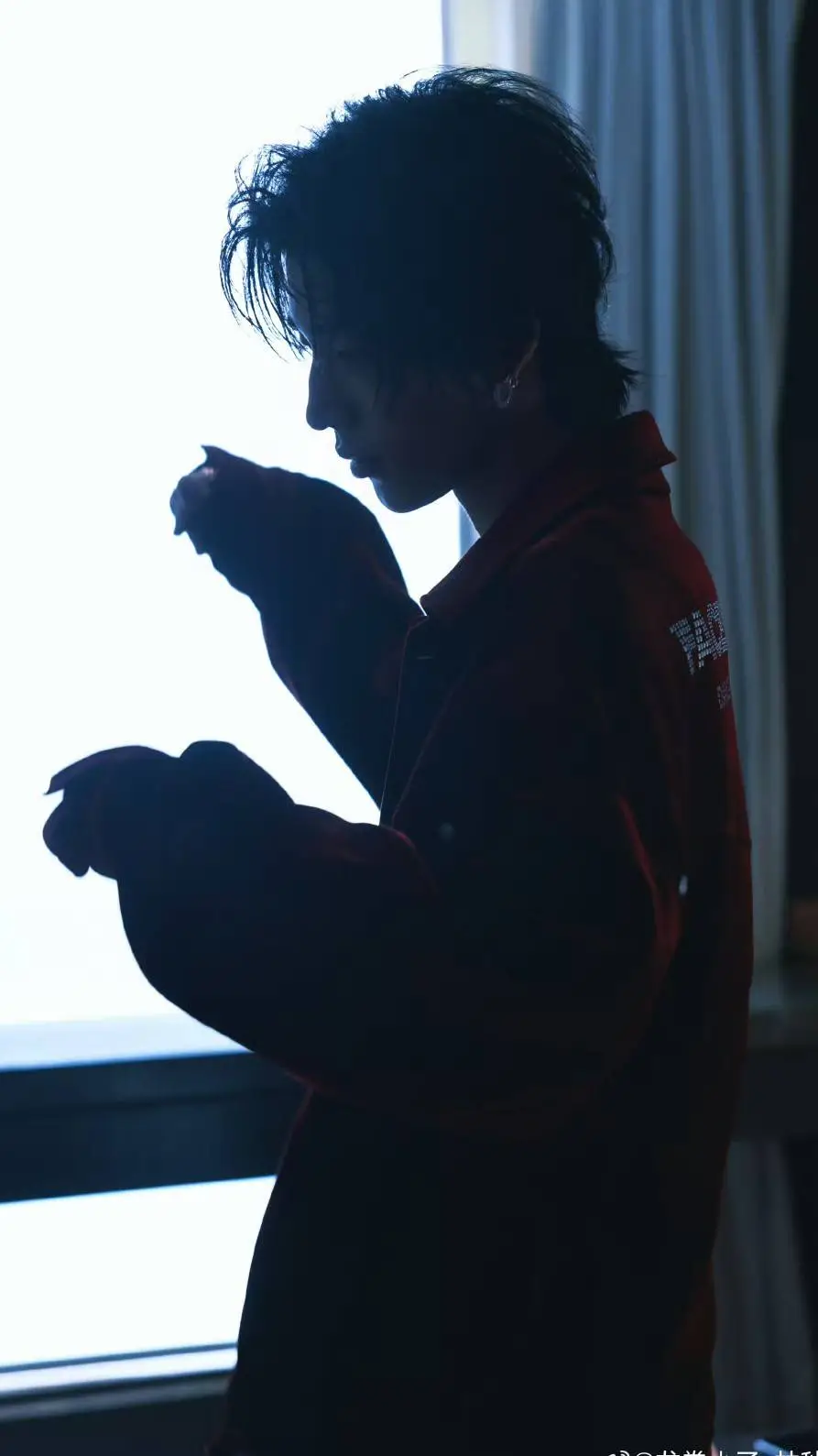 ai character: 林秋楠 background