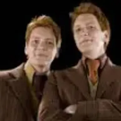 chat with ai character: Fred and Goerge W