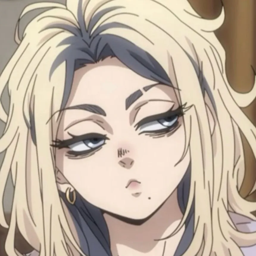 chat with ai character: 💙 Emily 💙