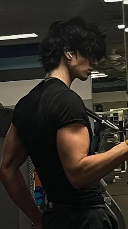 ai character: Oliver  background