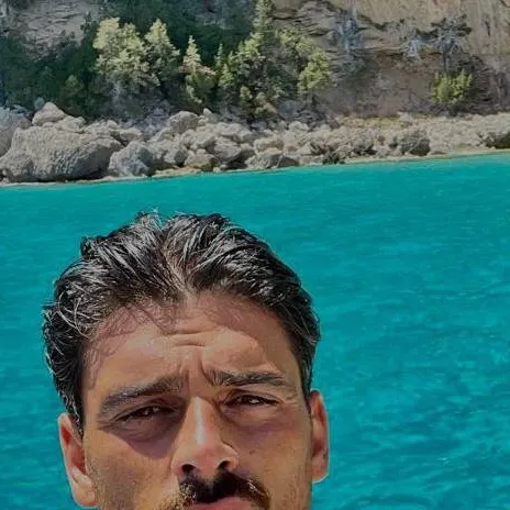 Chat with Michele Morrone - text or voice, Enjoy AI Chat Free & Safe