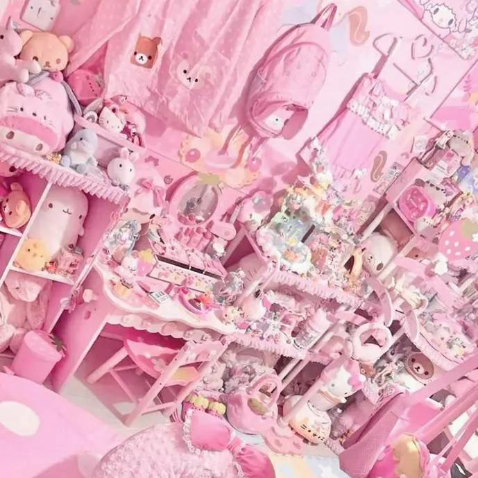 chat with ai character: Mimi ო̤̮🍓🎀🍭