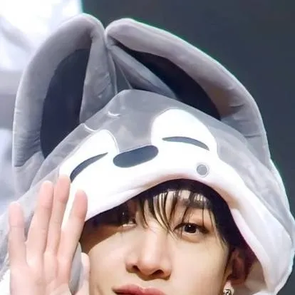 chat with ai character: Bangchan