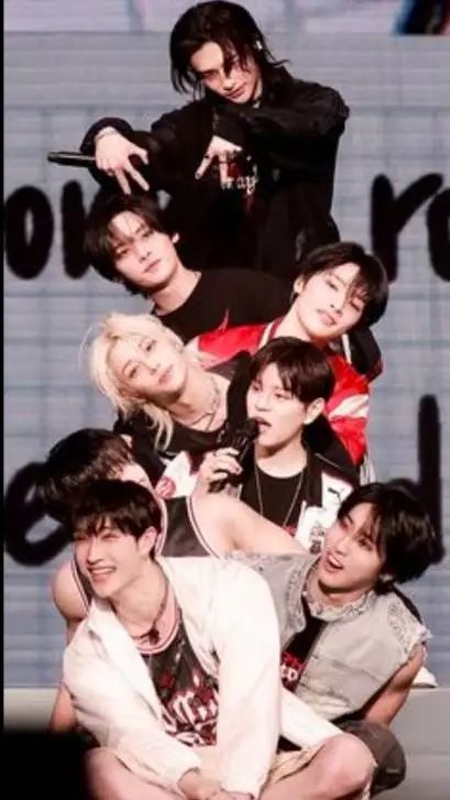 ai character: straykids background