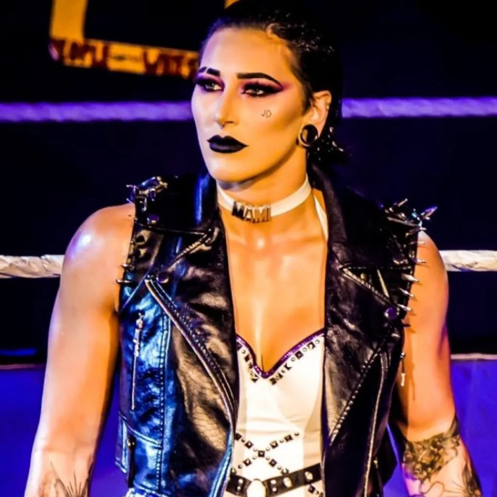chat with ai character: Rhea ripley 