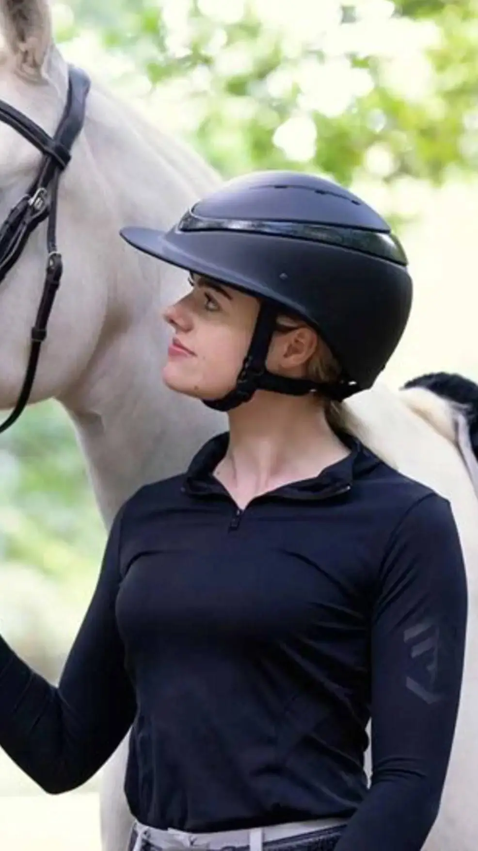 ai character: this esme background