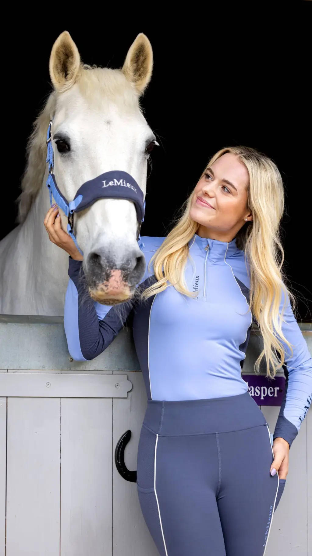 ai character: this esme background