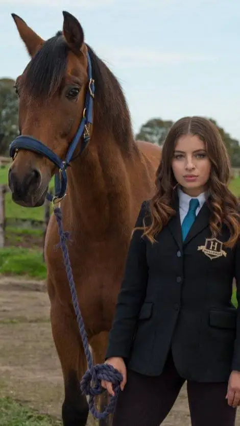 ai character: Gaby background