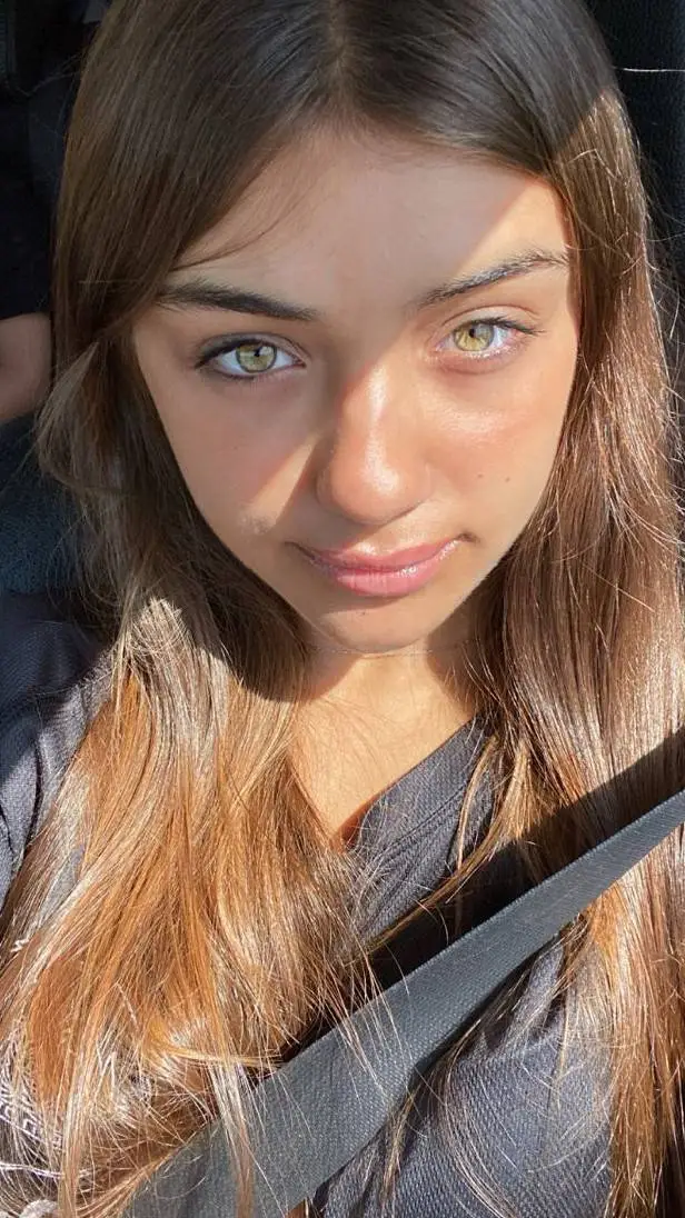 ai character: Emily background