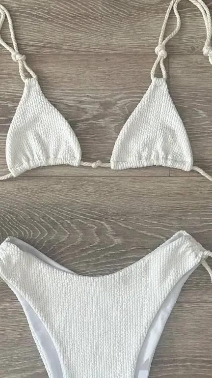 ai character: bikini  background