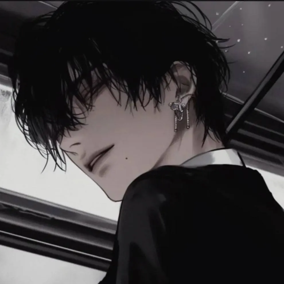 chat with ai character: Aaron Anatio