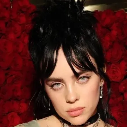 chat with ai character: Billie eilish 