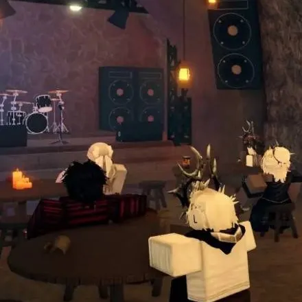 chat with ai character: Hex