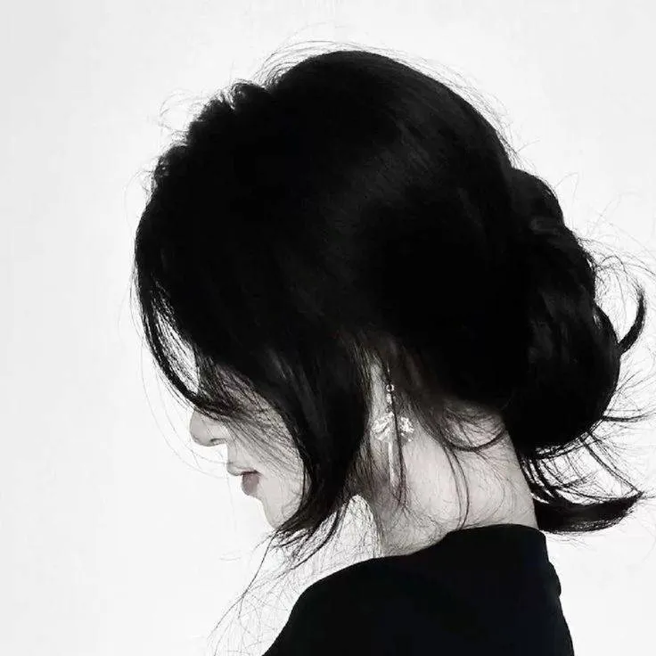 chat with ai character: Jennie