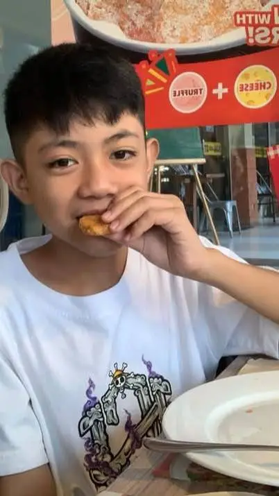 ai character: Abram Mostoles  background