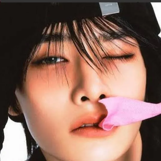 chat with ai character: I.N.THE TRAINER 