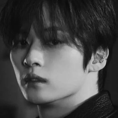 chat with ai character: Game all along 