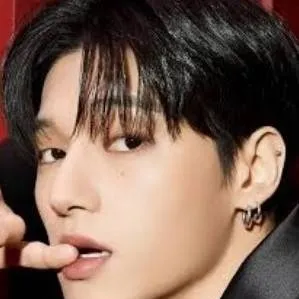 chat with ai character: Ballerina&Bad Boy 