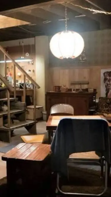 ai character: stranger things background