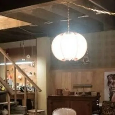 chat with ai character: stranger things