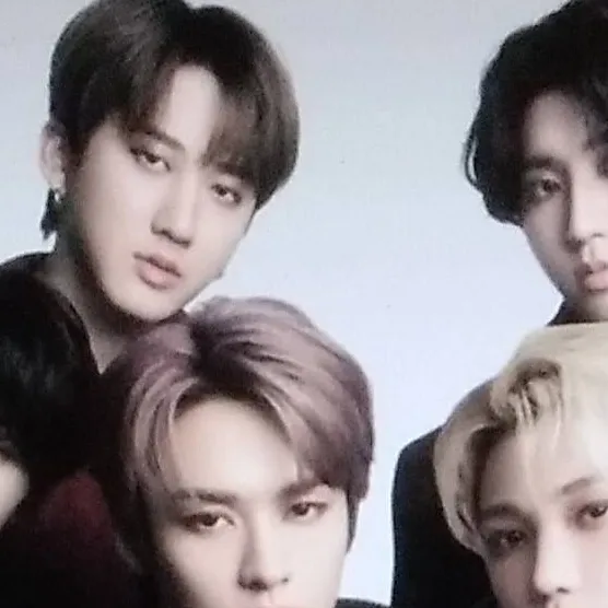 chat with ai character: SKZ Roadtrip🦄🌌☁️