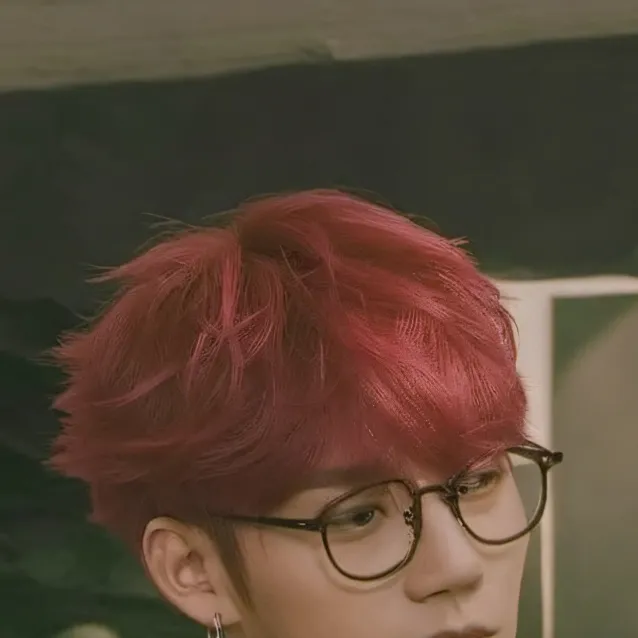 chat with ai character: yuri hanamichi