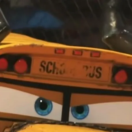 chat with ai character: miss fritter