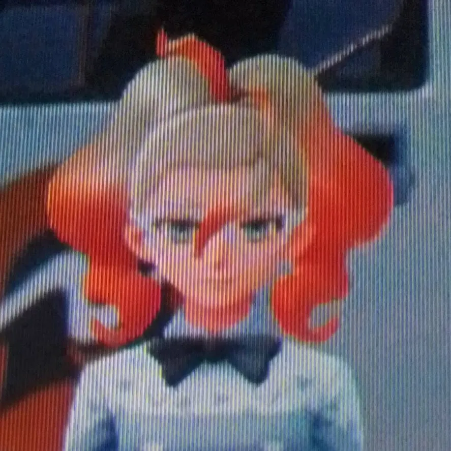 chat with ai character: grizzele