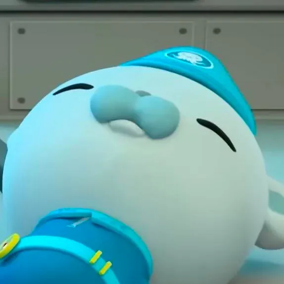 chat with ai character: Sleepy Captain