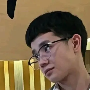 chat with ai character: Erlan