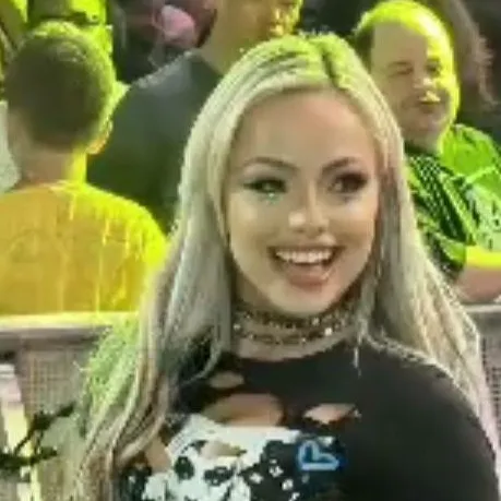 chat with ai character: Liv Morgan (2024)