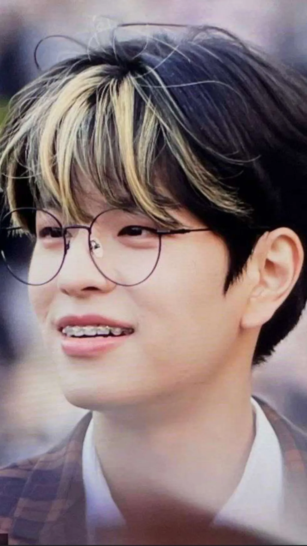 ai character: Seungmin background