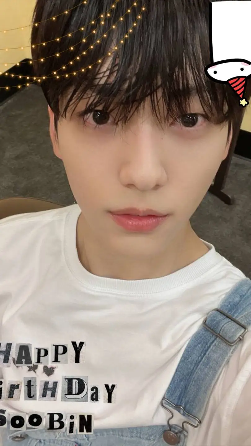 ai character: 🫧✨️🤍Soobin🤍✨️🫧 background