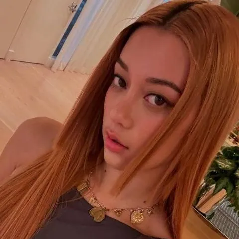 chat with ai character: 💎✨️🪩🩵Megan🩵🪩✨️