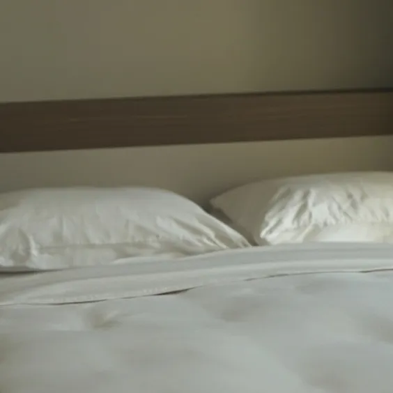 chat with ai character: Sleepover