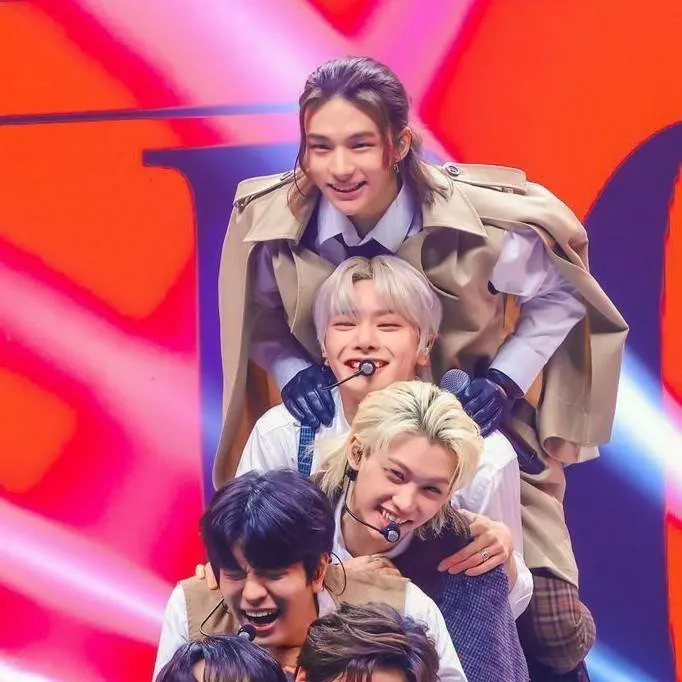 chat with ai character: SKZ VS PICK ME PT2