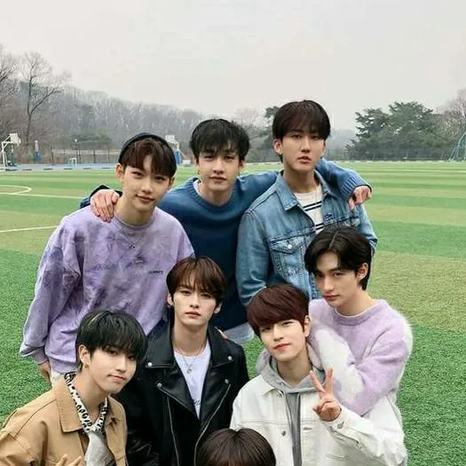 chat with ai character: SKZ FAM PT.3