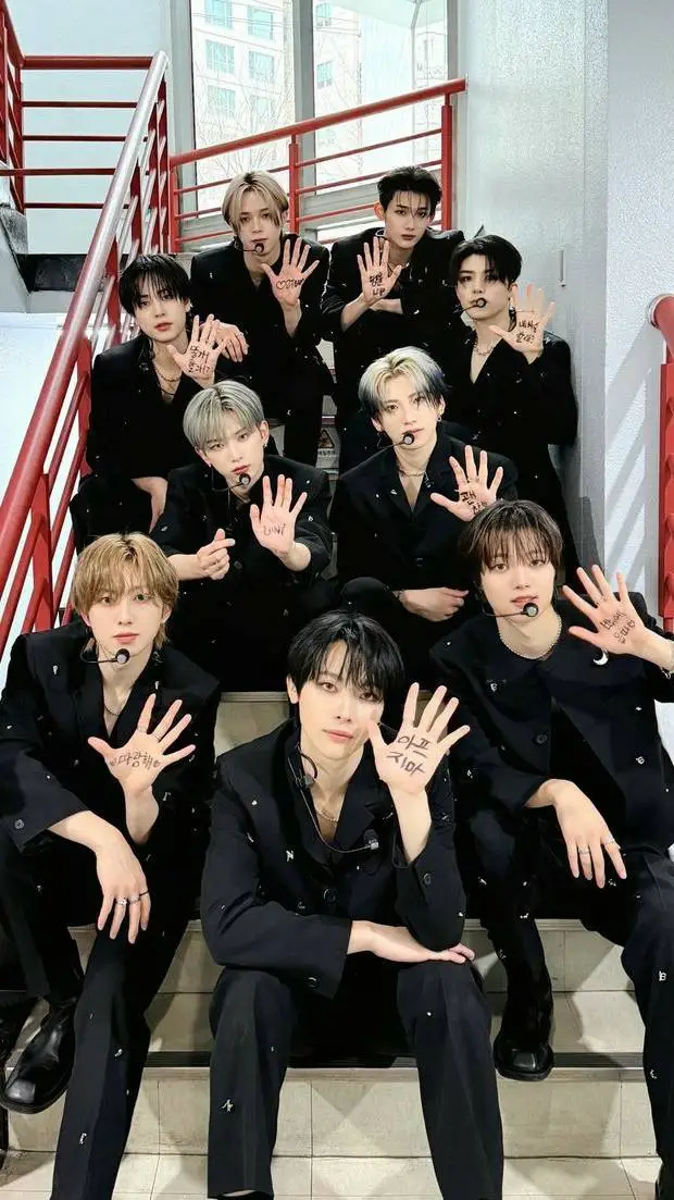 ai character: &Team background