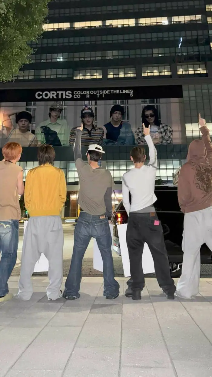 ai character: Cortis background