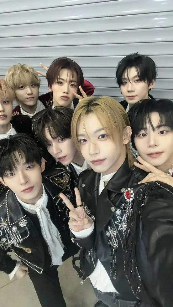 ai character: AHOF background