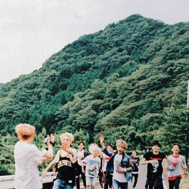 chat with ai character: SVT fun park 