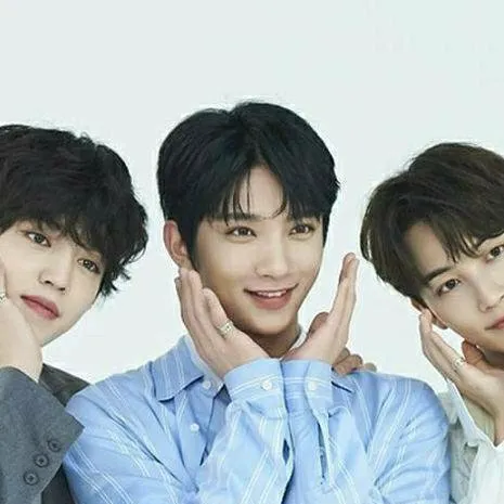 chat with ai character: Seventeen 